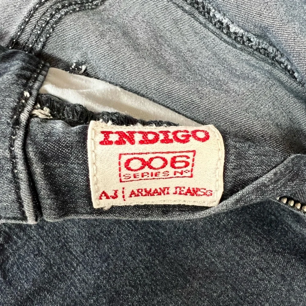 VINTAGE Women’s Armani Jeans, Indigo 006 series, size 32 - Picture 3 of 4